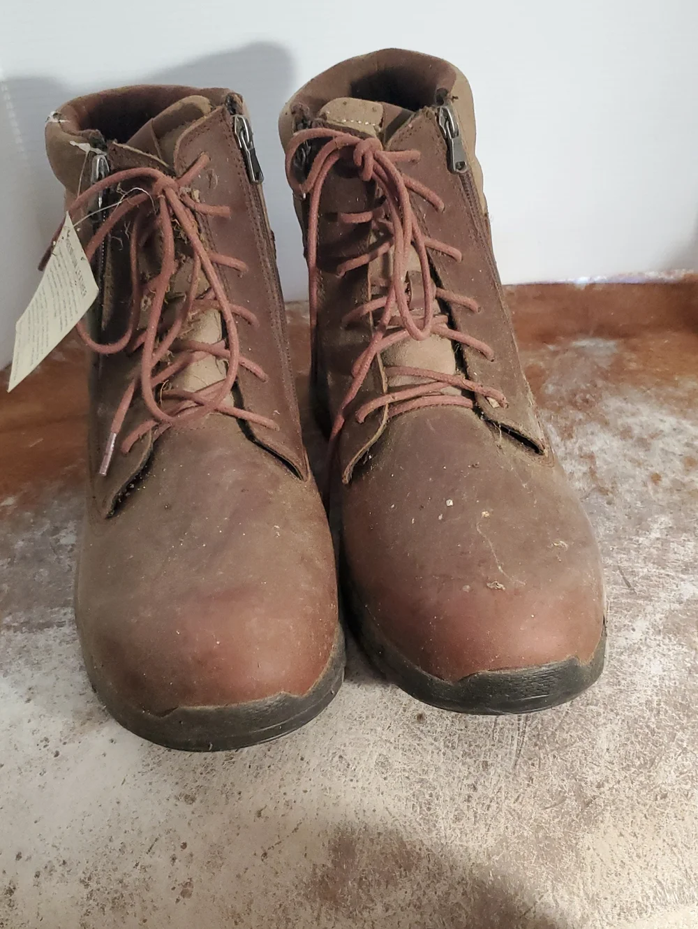 Men's Brown Lace-Up Work Boots - Classic Outdoor Style
